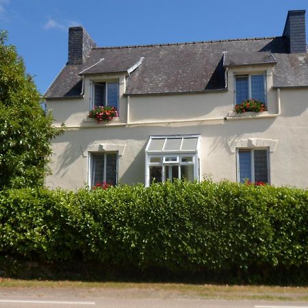 Riverside Bed And Breakfast Huelgoat Bagian luar foto