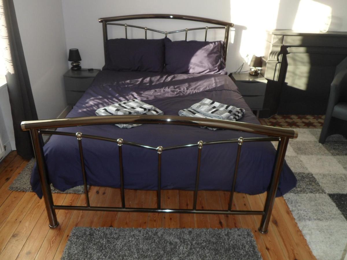 Riverside Bed And Breakfast Huelgoat Bagian luar foto